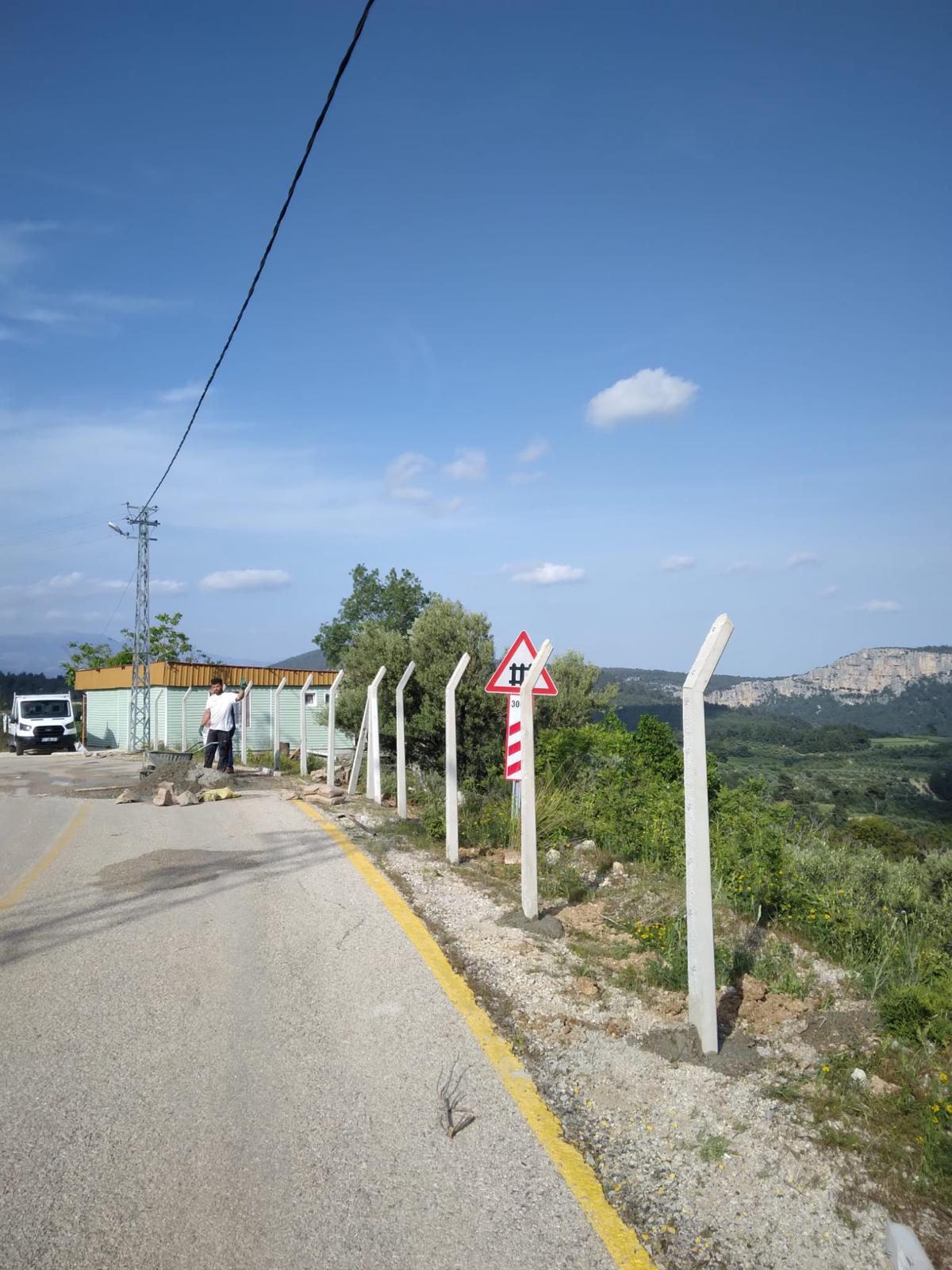 Beton Direkli Tel Örgü Kurumsal Proje Uygulaması 51